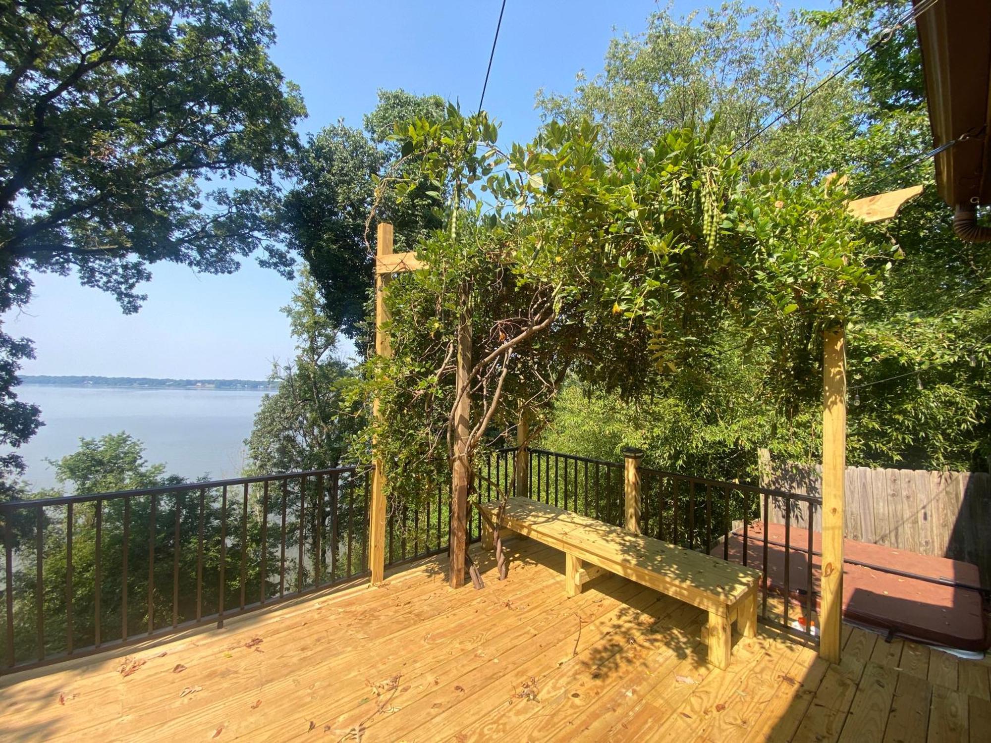 2 Bedroom Newly Renovated Waterfront Home; 10 Min From Mgm & The Gaylord ฟอร์ทวอชิงตัน ภายนอก รูปภาพ